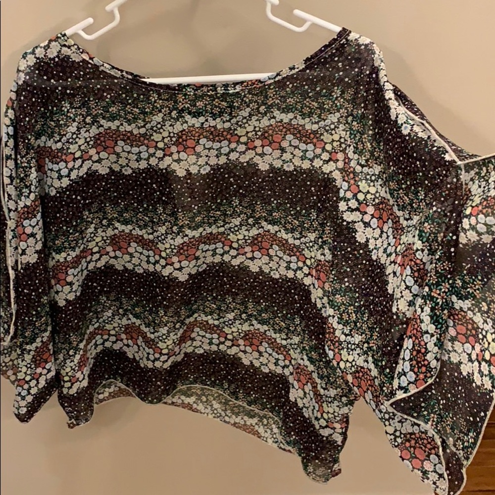 🌼Cute floral top 🌼